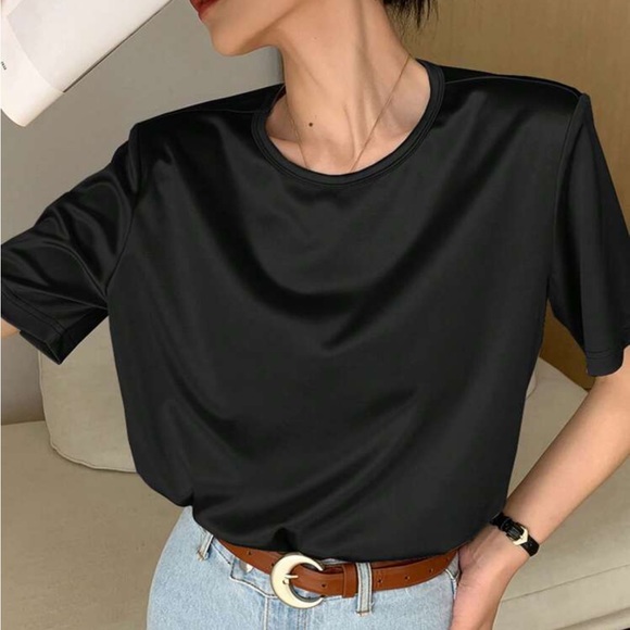 White Satin Round Neck stretchy Tee shirt - Picture 4 of 8